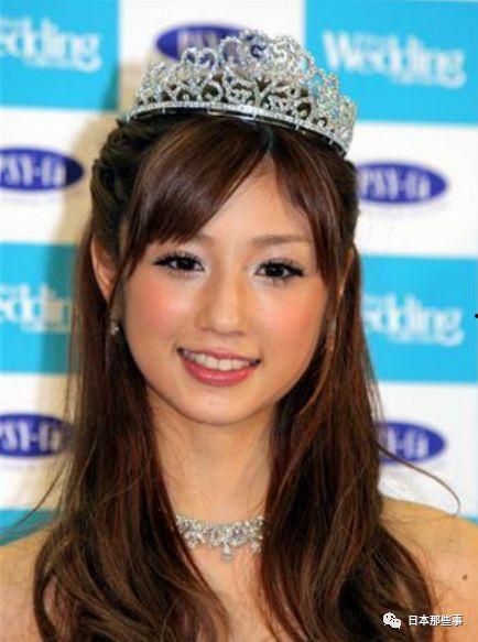 小仓优子丝袜,小仓优子演绎性感魅力