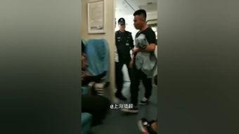 男人醉酒视频,视频曝光引发网友热议