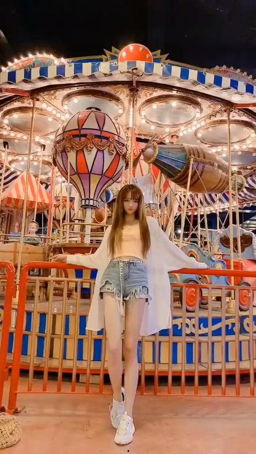 明星坐旋转木马,明星旋转木马上的甜蜜瞬间