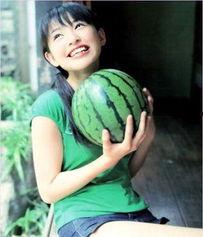 吃瓜郭昱麟网红是真的吗,揭秘吃瓜郭昱麟网红身份之谜